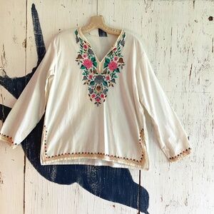 VINTAGE BOHO FLORAL EMBROIDERED BLOUSE SZ: S/M